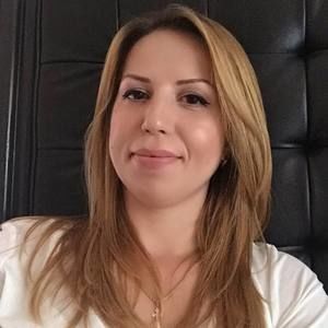 Meet your Posher, Danielle